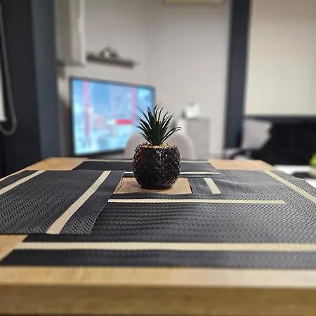 Daily 2 아파트 티라나