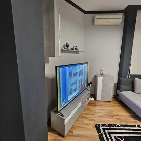 Daily 2 Tirana